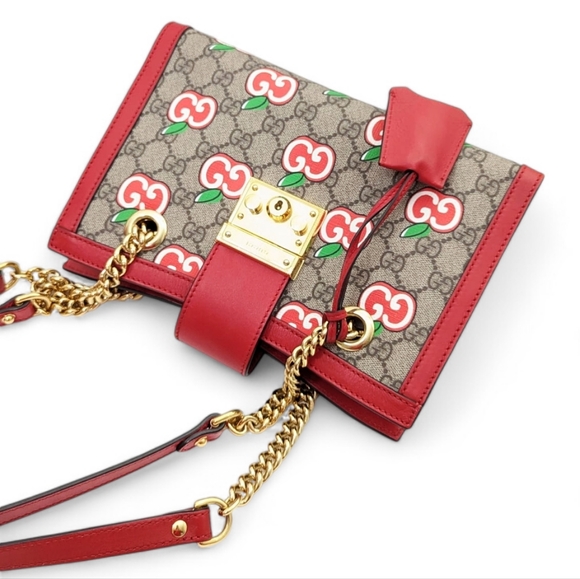 ✨️Authentic Limited Edition Gucci Small Padlock GG Supreme Red Apple Bag - Picture 9 of 16